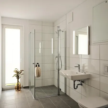 B13 Mit Balkon & Nutzung Der Wellness- & Aktivbereiche Im Pine Hill Apartamento Zirchow